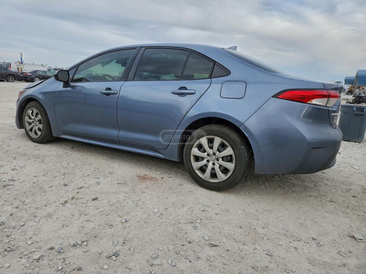 Toyota Corolla 2022 — photo 2