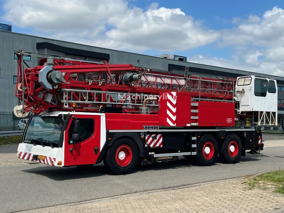 Liebherr 4829