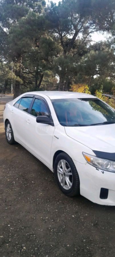 Toyota Camry 2011 — photo 2