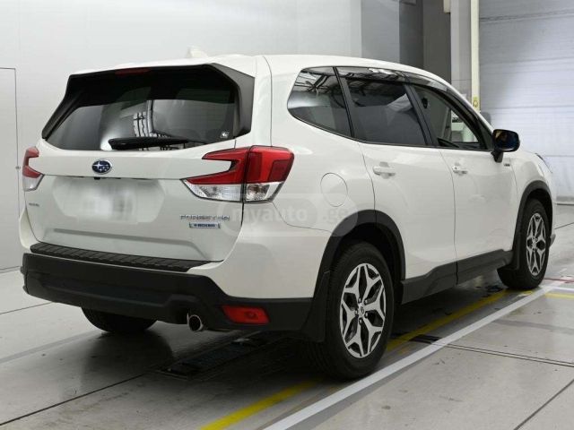 Subaru Forester 2022 — photo 2