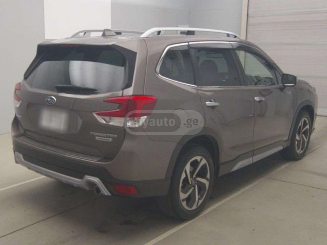 Subaru Forester 2022 — photo 2