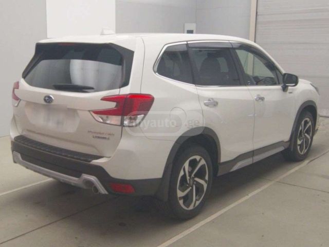 Subaru Forester 2022 — photo 2