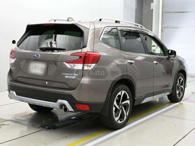 Subaru Forester 2022 — photo 2