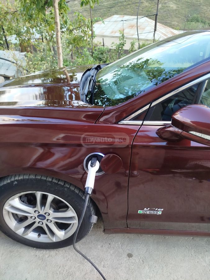 Ford Fusion 2015 — photo 2