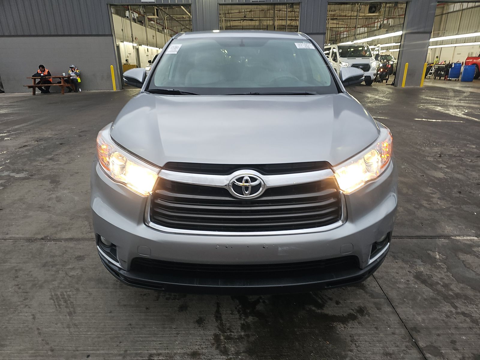 Toyota Highlander 2016 — photo 2
