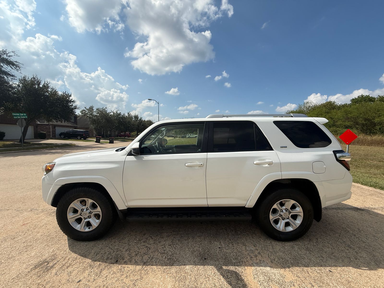 Toyota 4Runner 2018 — photo 2