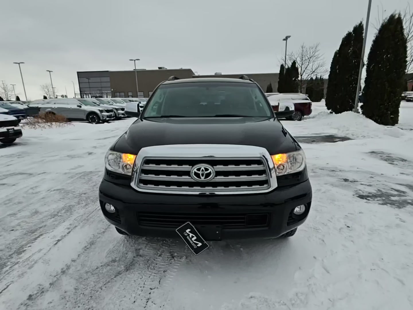 Toyota Sequoia 2017 — photo 2
