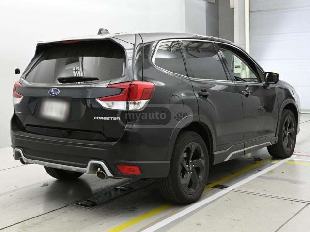 Subaru Forester 2022 — photo 2