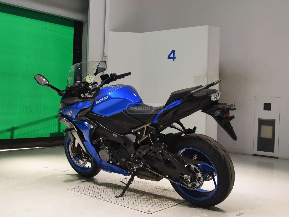 Suzuki GSX-R1000 2022 — photo 2