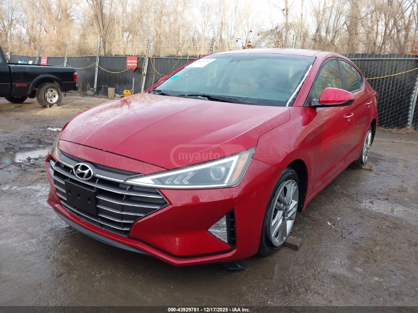 Hyundai Elantra 2019 — photo 2
