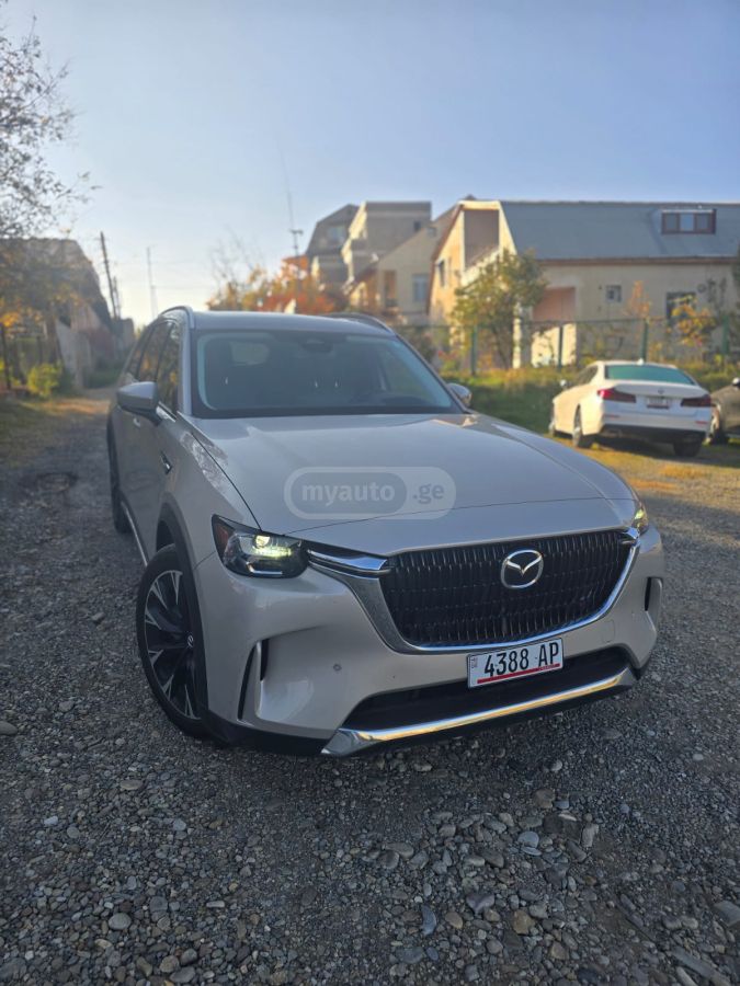 Mazda CX-90