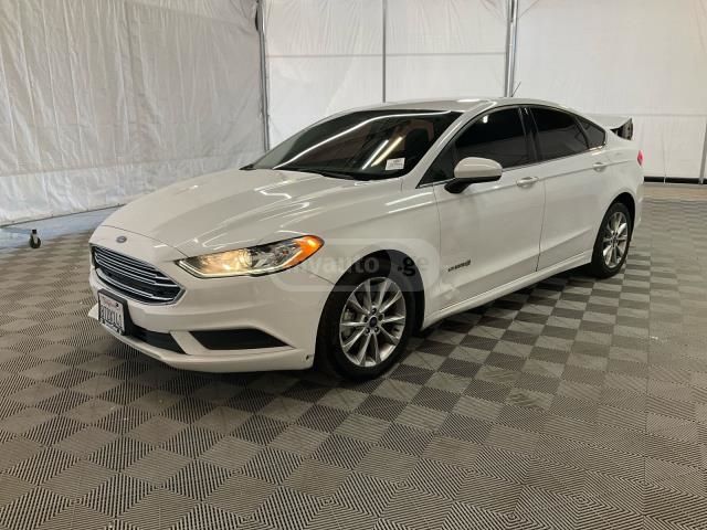Ford Fusion 2017 — photo 2