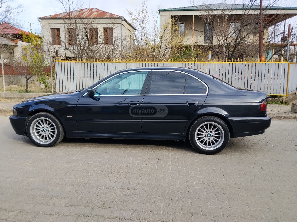 BMW 525 2001 — photo 2