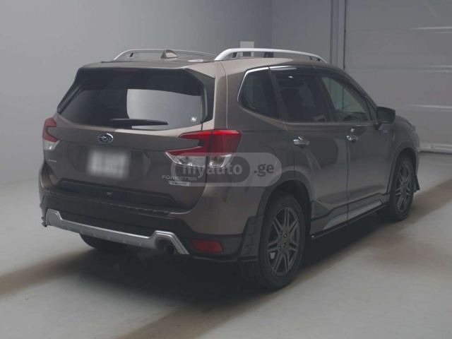 Subaru Forester 2022 — photo 2
