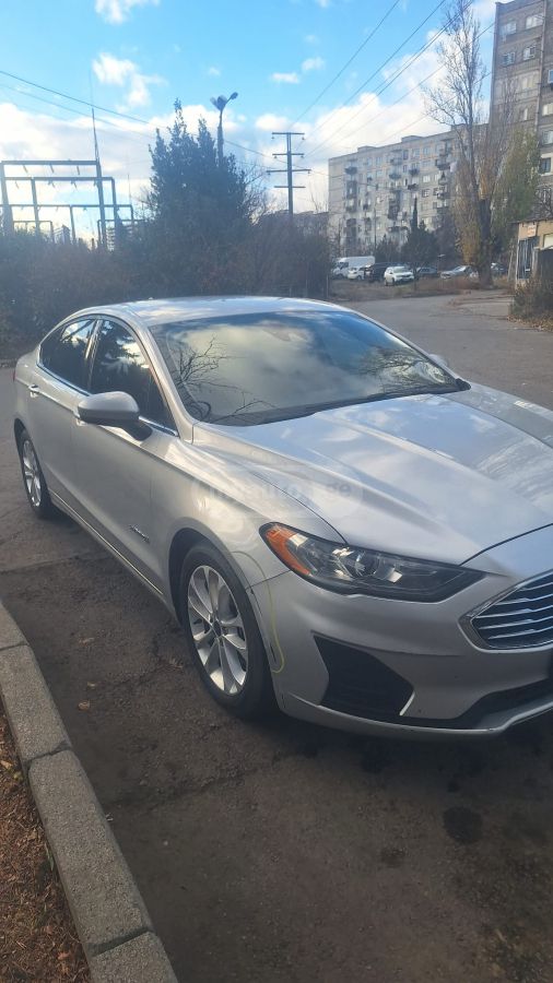 Ford Fusion 2019 — photo 2