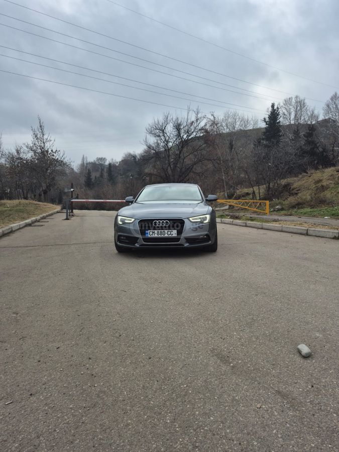 Audi A5 2013 — photo 2