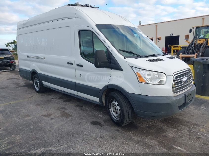 Ford Transit 2016 — photo 2
