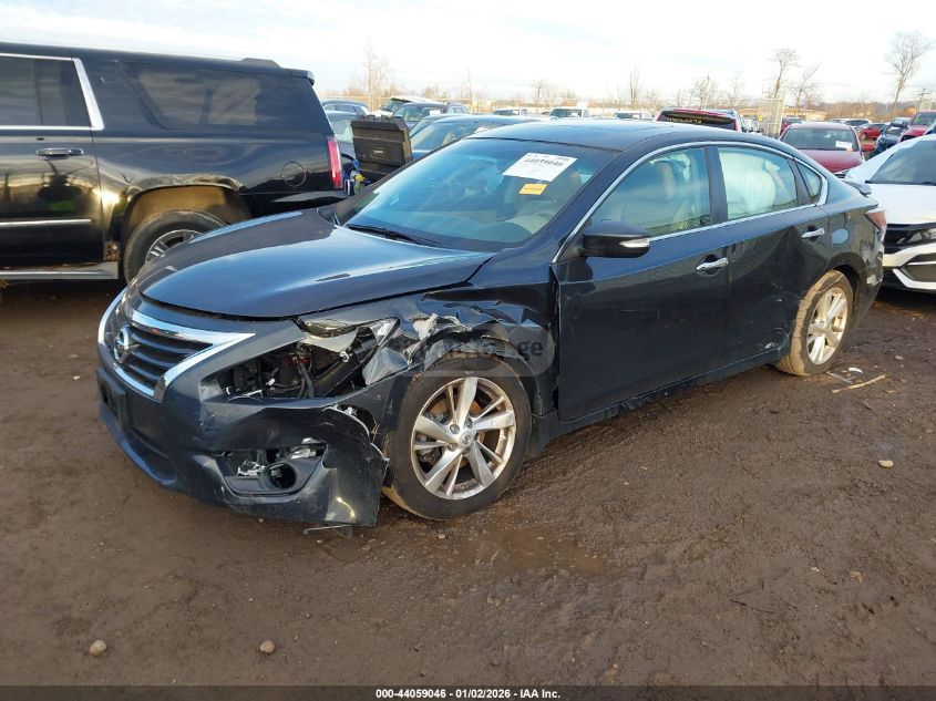Nissan Altima 2015 — photo 2