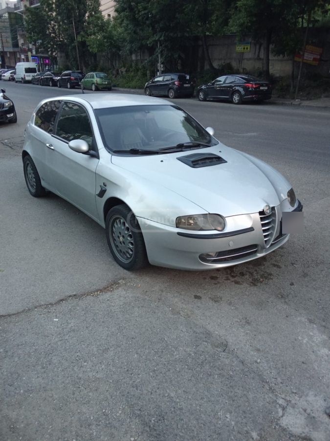 Alfa Romeo 147