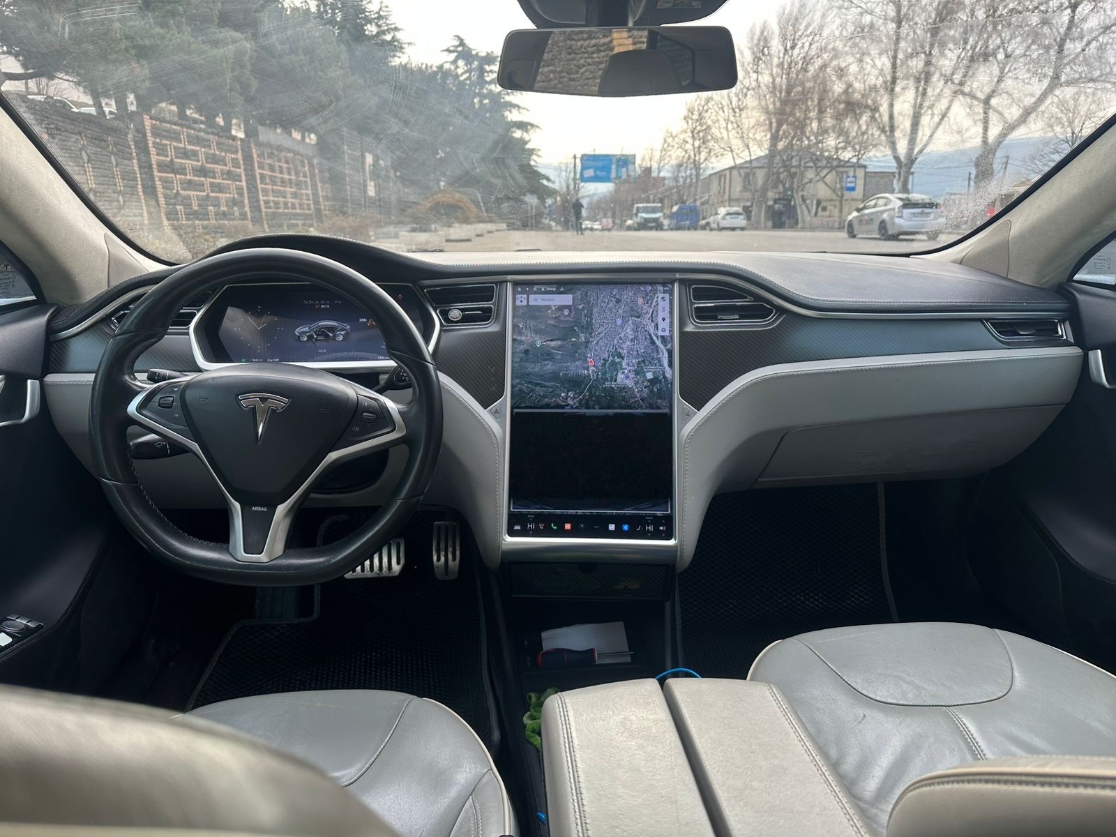 Tesla Model S 2013 — photo 2