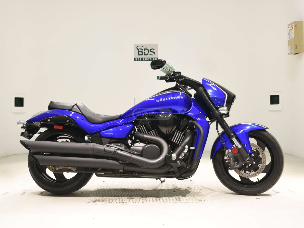 Suzuki Boulevard M109R 2017 — photo 2