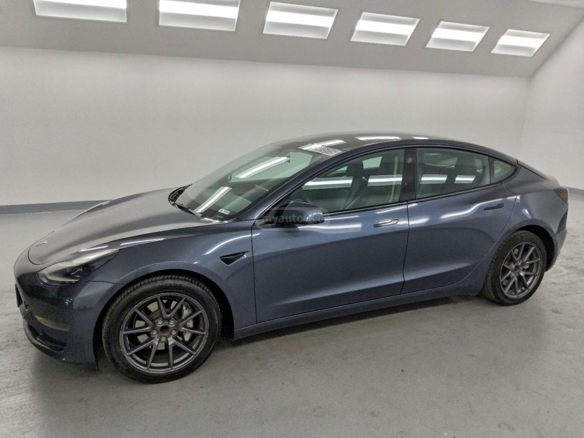 Tesla Model S 2023 — photo 2