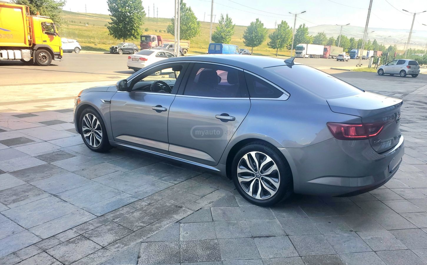 Renault Samsung SM6 2016 — photo 2