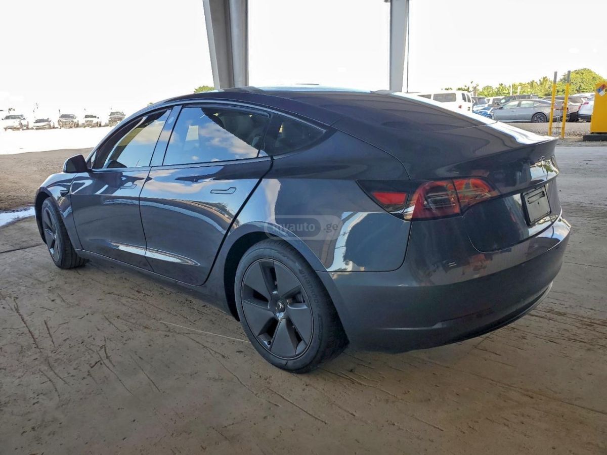 Tesla Model S 2023 — photo 2