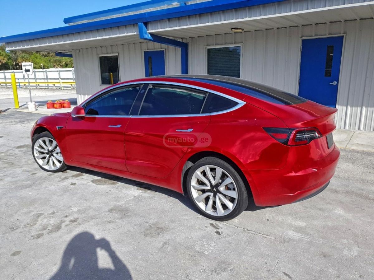 Tesla Model S 2020 — photo 2