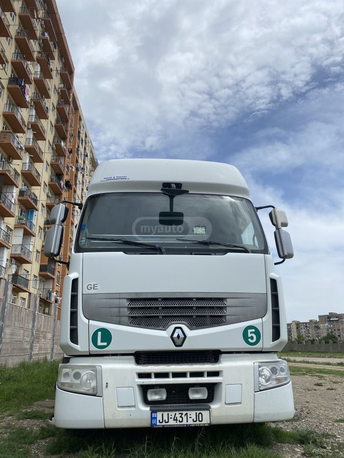 Renault Premium