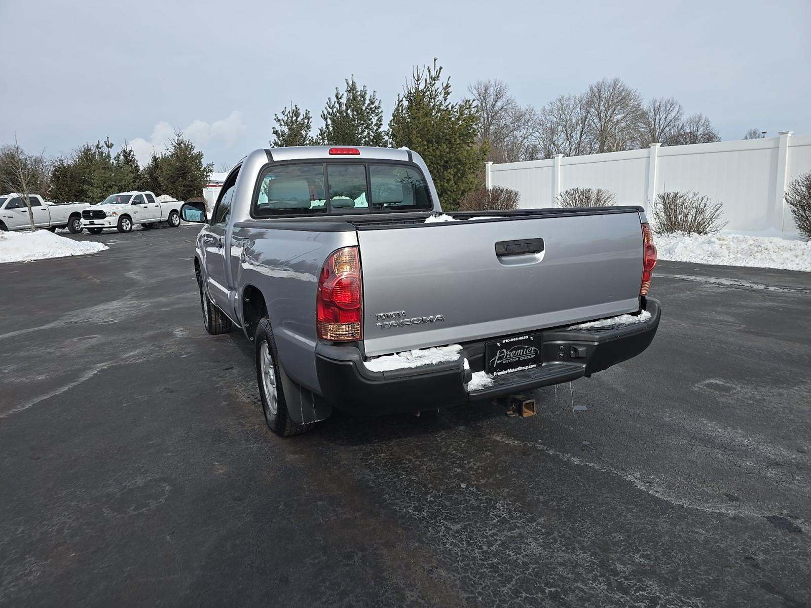 Toyota Tacoma 2014 — photo 2