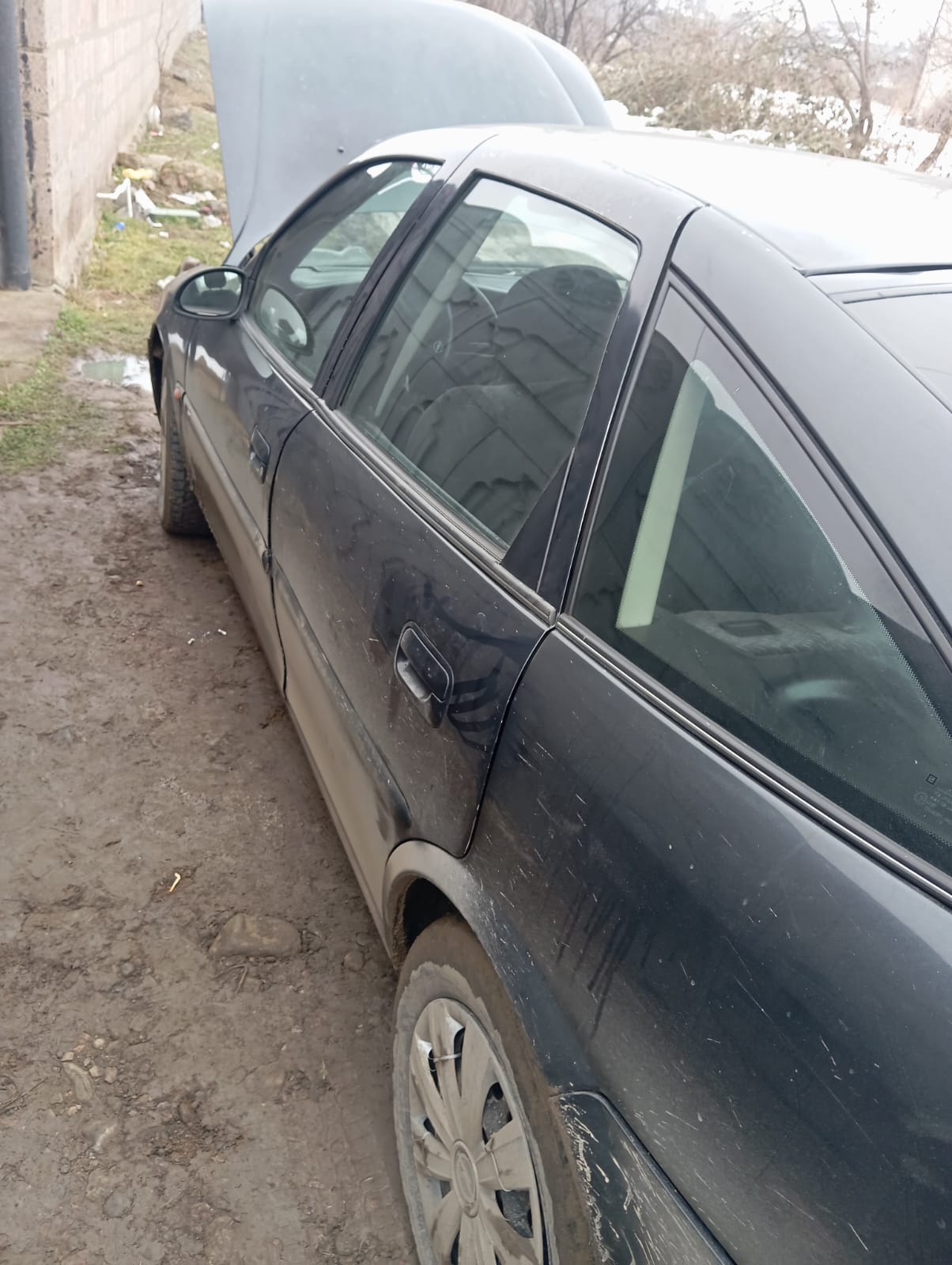 Opel Vectra 1996 — photo 2