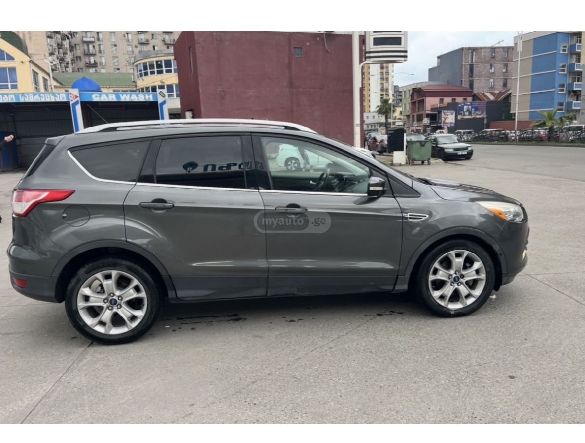 Ford Escape 2015 — photo 2