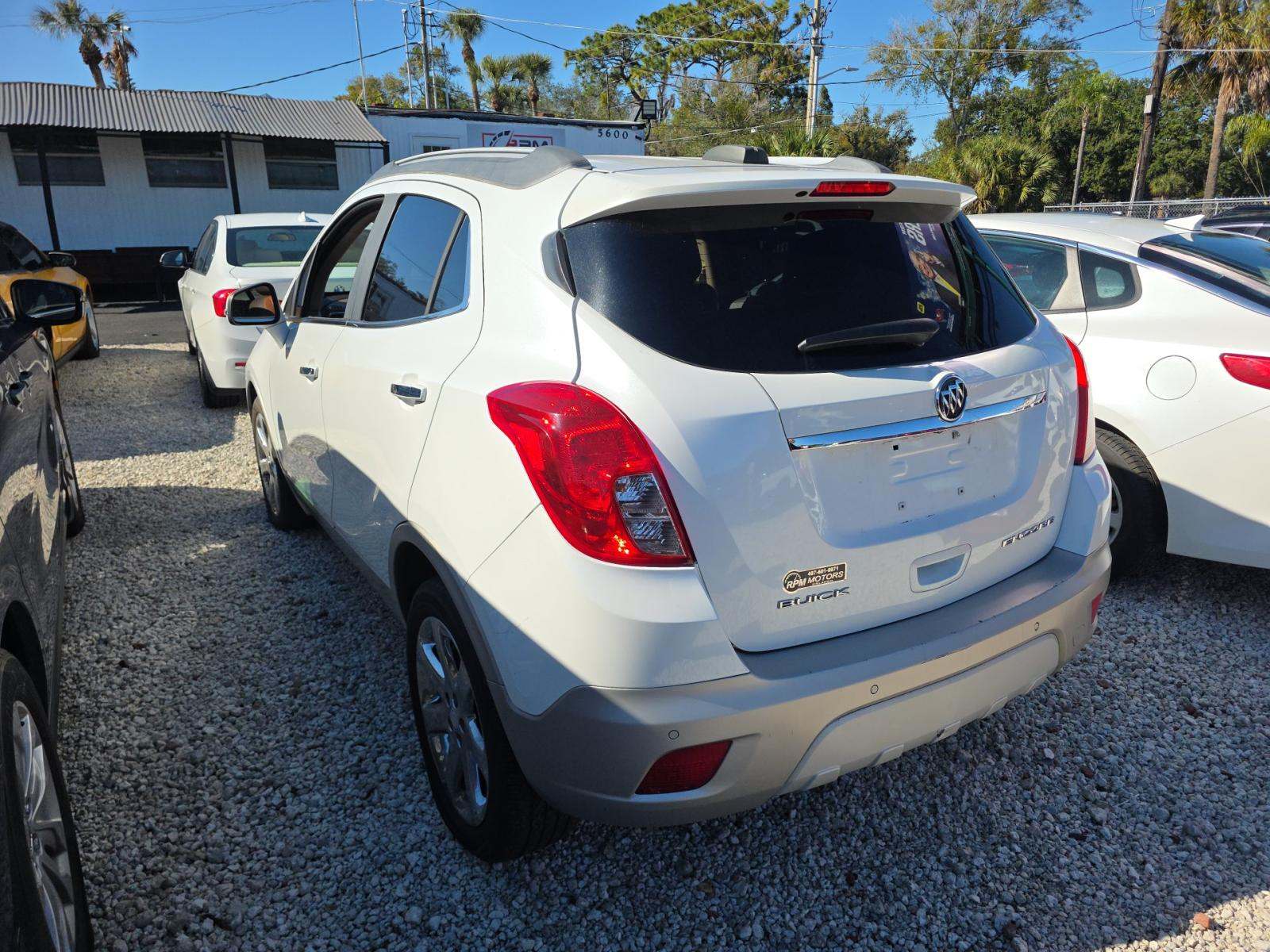 Buick Encore 2016 — photo 2