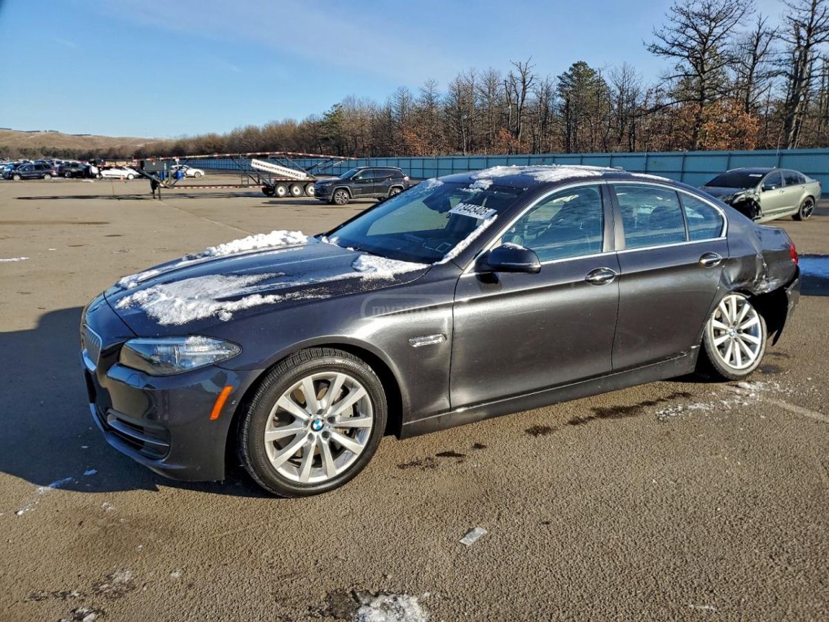 BMW 550