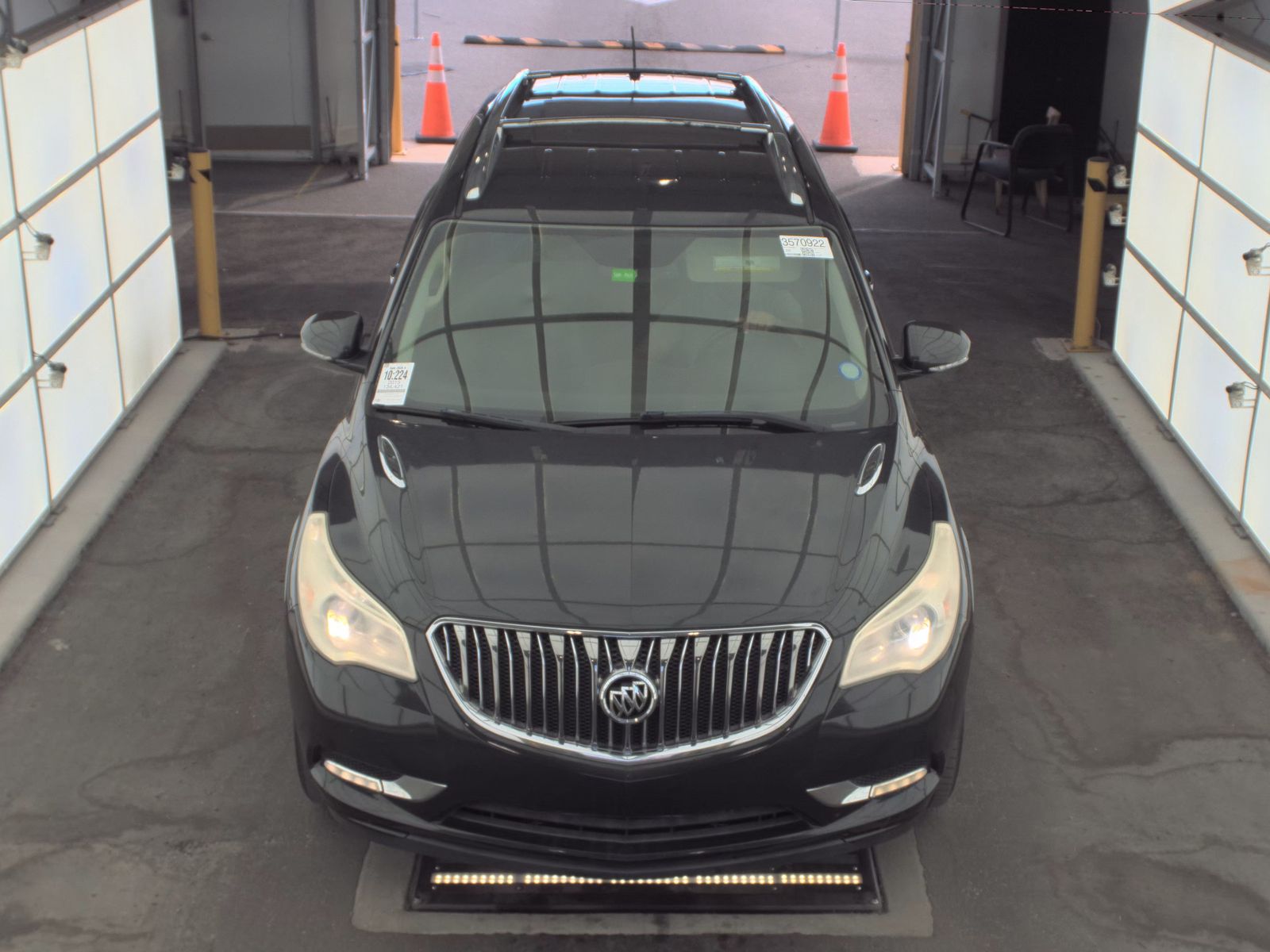 Buick Enclave 2015 — photo 2