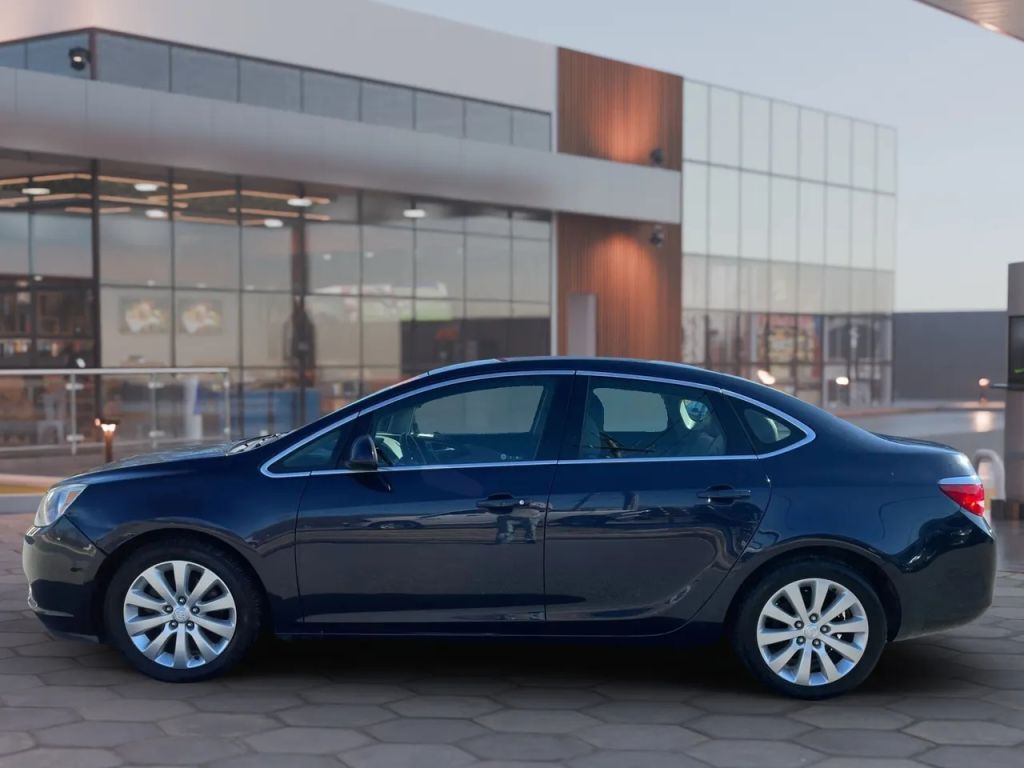 Buick Verano 2016 — photo 2