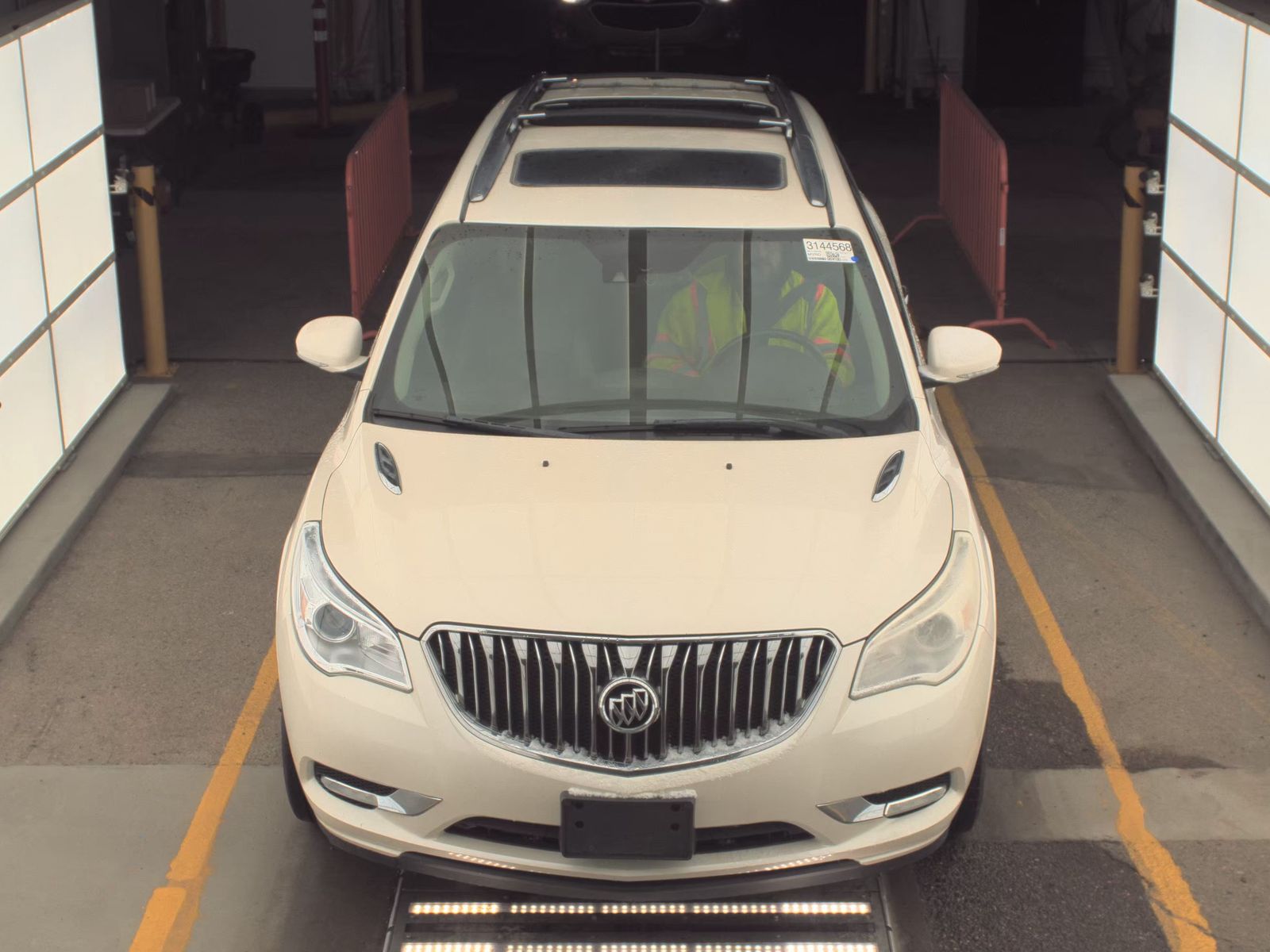 Buick Enclave 2015 — photo 2