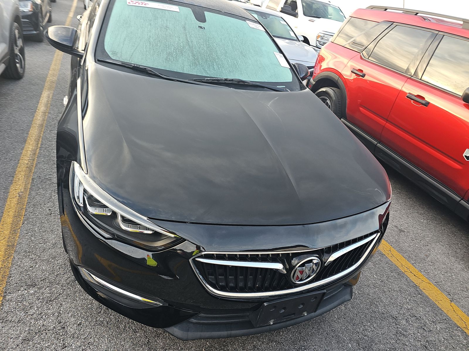 Buick Regal 2018 — photo 2