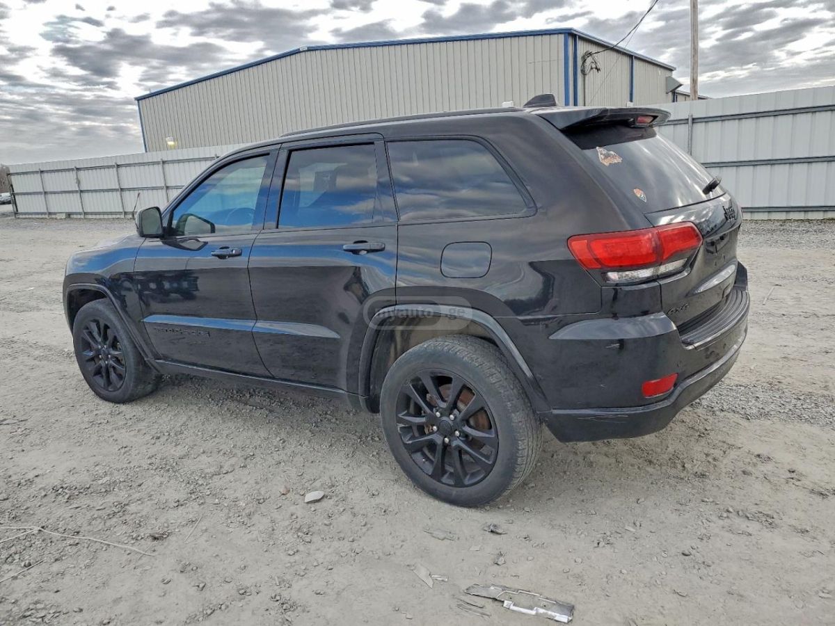 Jeep Grand Cherokee 2017 — photo 2