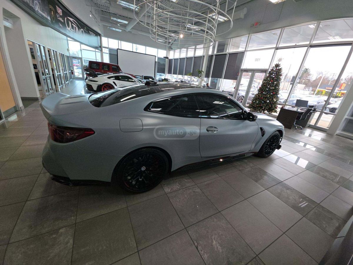 BMW M4 2023 — photo 2