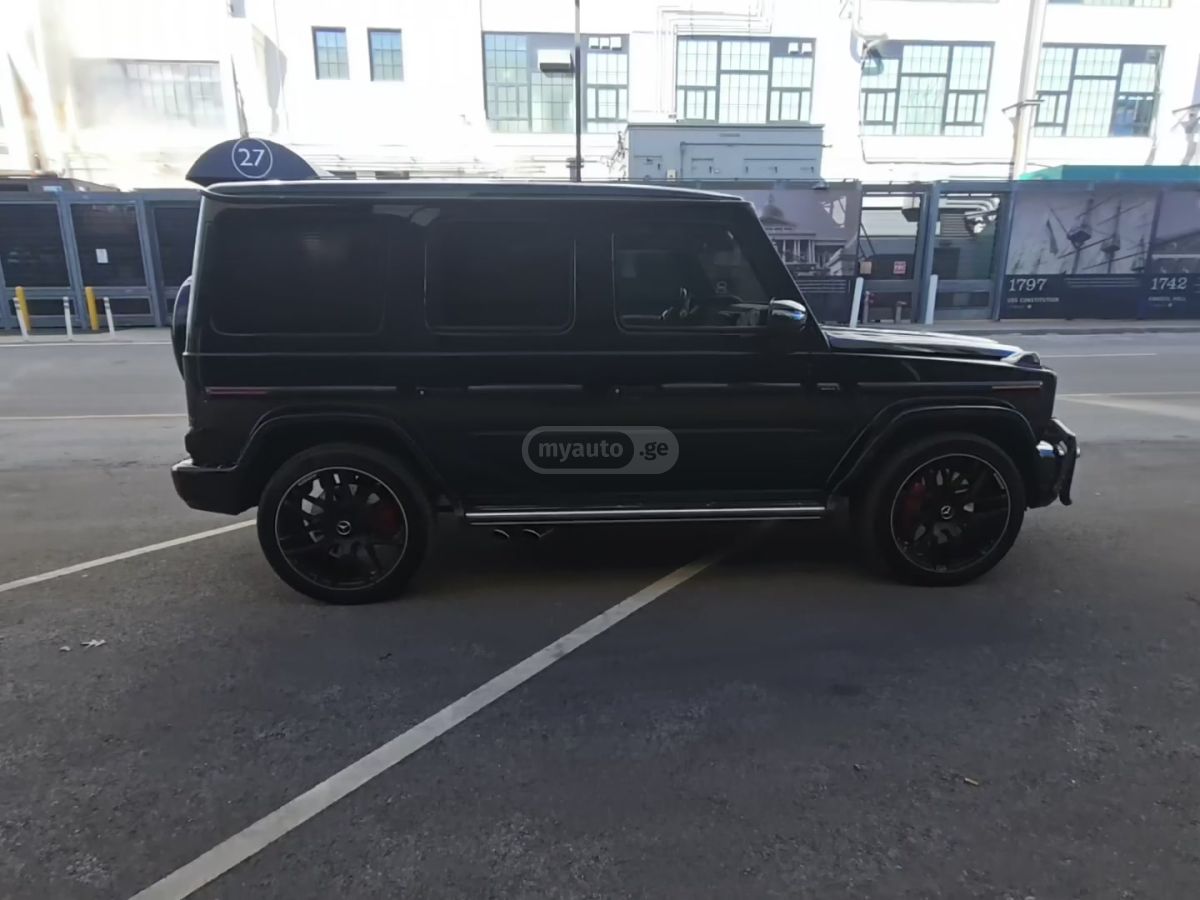 Mercedes-Benz G 63 AMG 2024 — photo 2
