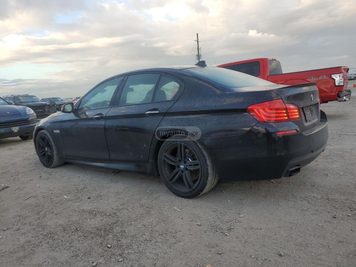 BMW 550 2016 — photo 2