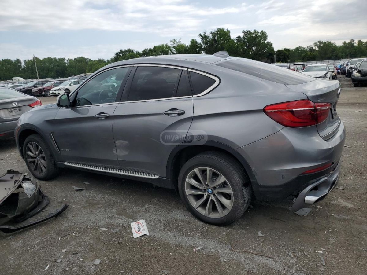 BMW X6 2019 — photo 2