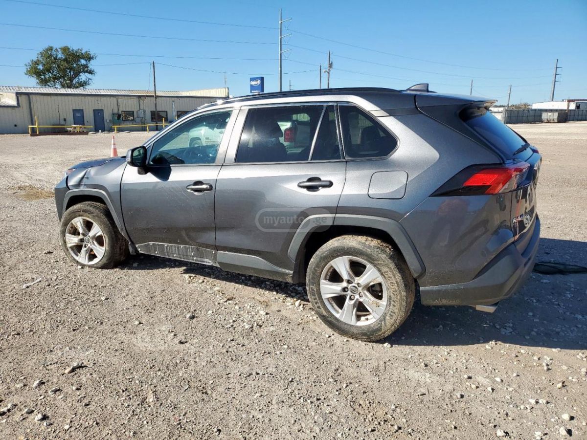 Toyota RAV4 2020 — photo 2