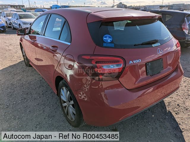 Mercedes-Benz A 180 2015 — photo 2