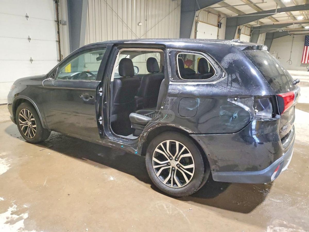 Mitsubishi Outlander 2016 — photo 2