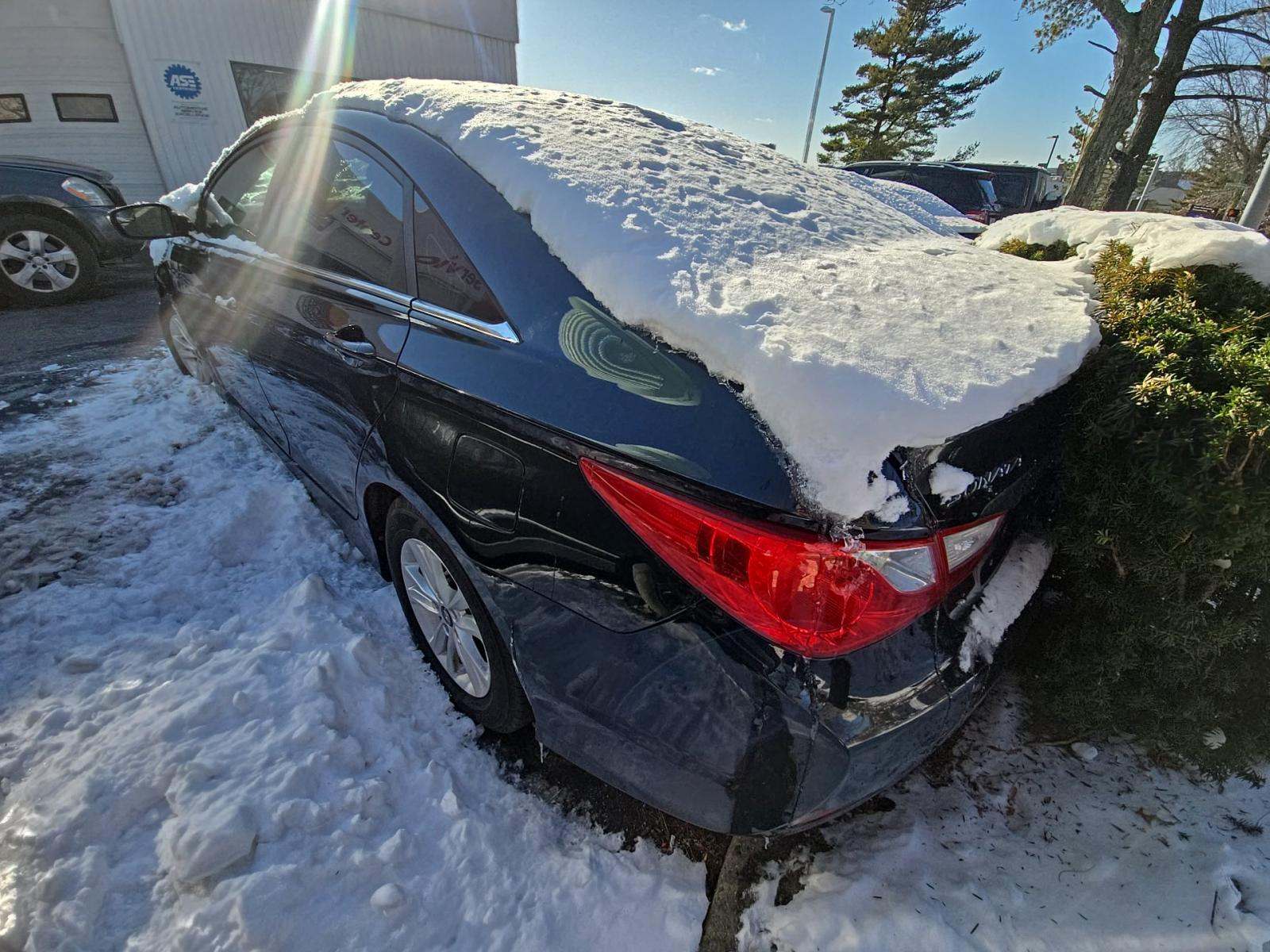 Hyundai Sonata 2014 — photo 2