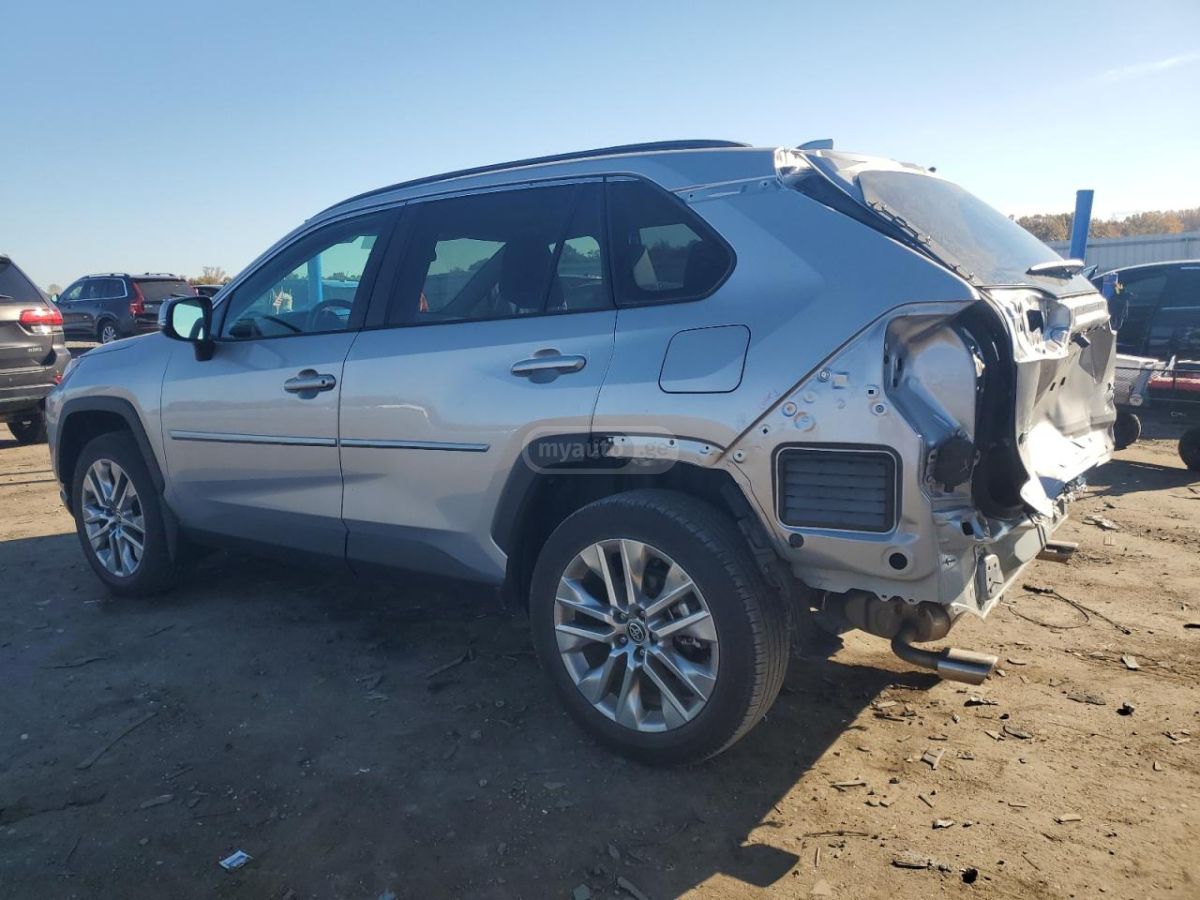 Toyota RAV 4 2024 — photo 2