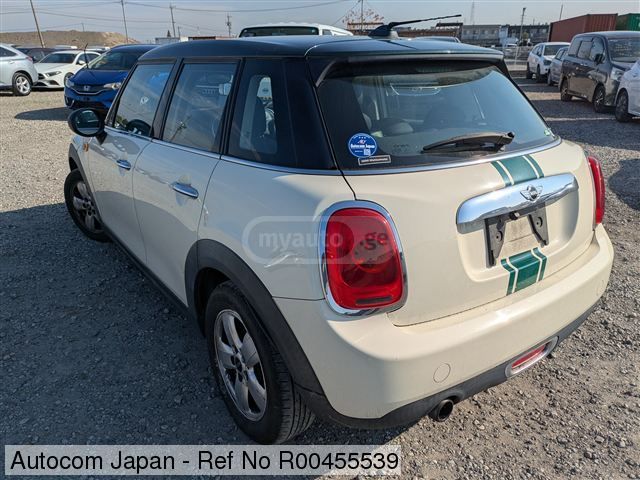 Mini Cooper 2015 — photo 2